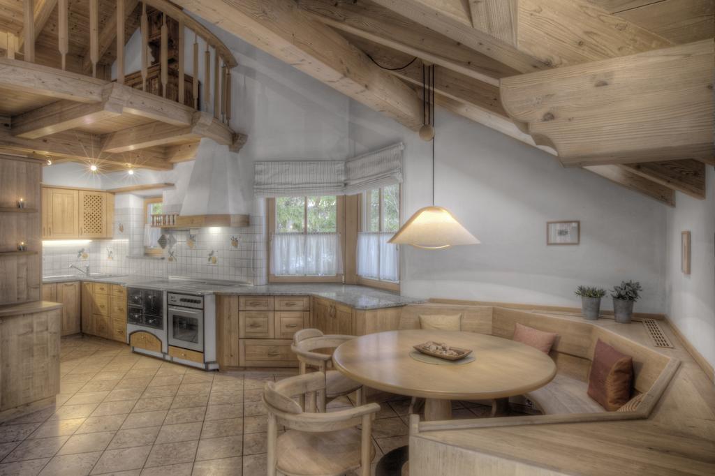Alexander Mountain-Lodge サン・ヴィジリオ・ディ・マレッベ 部屋 写真